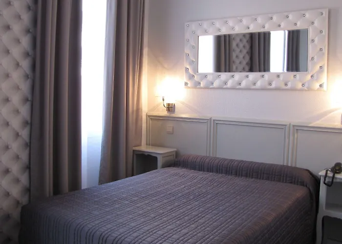 Hotel De France 3*